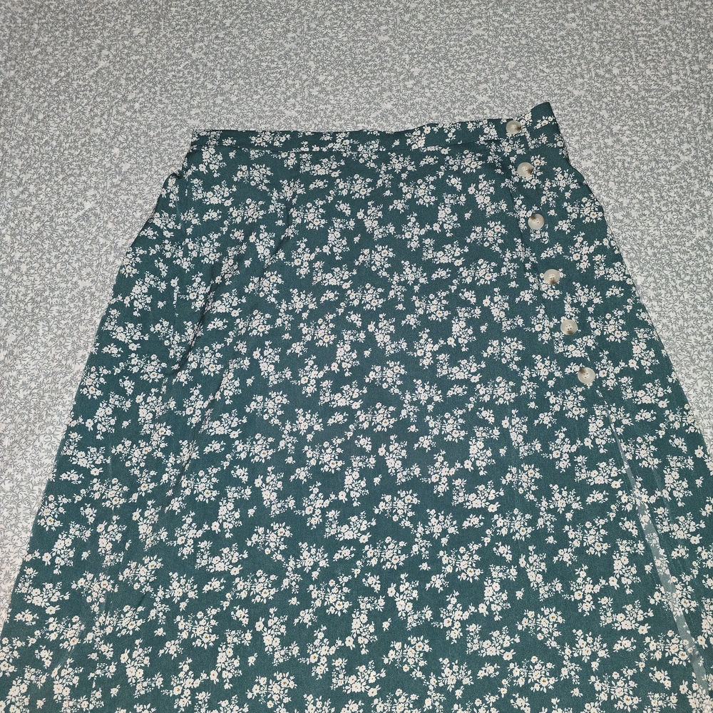 SHEIN Green Floral Midi Skirt